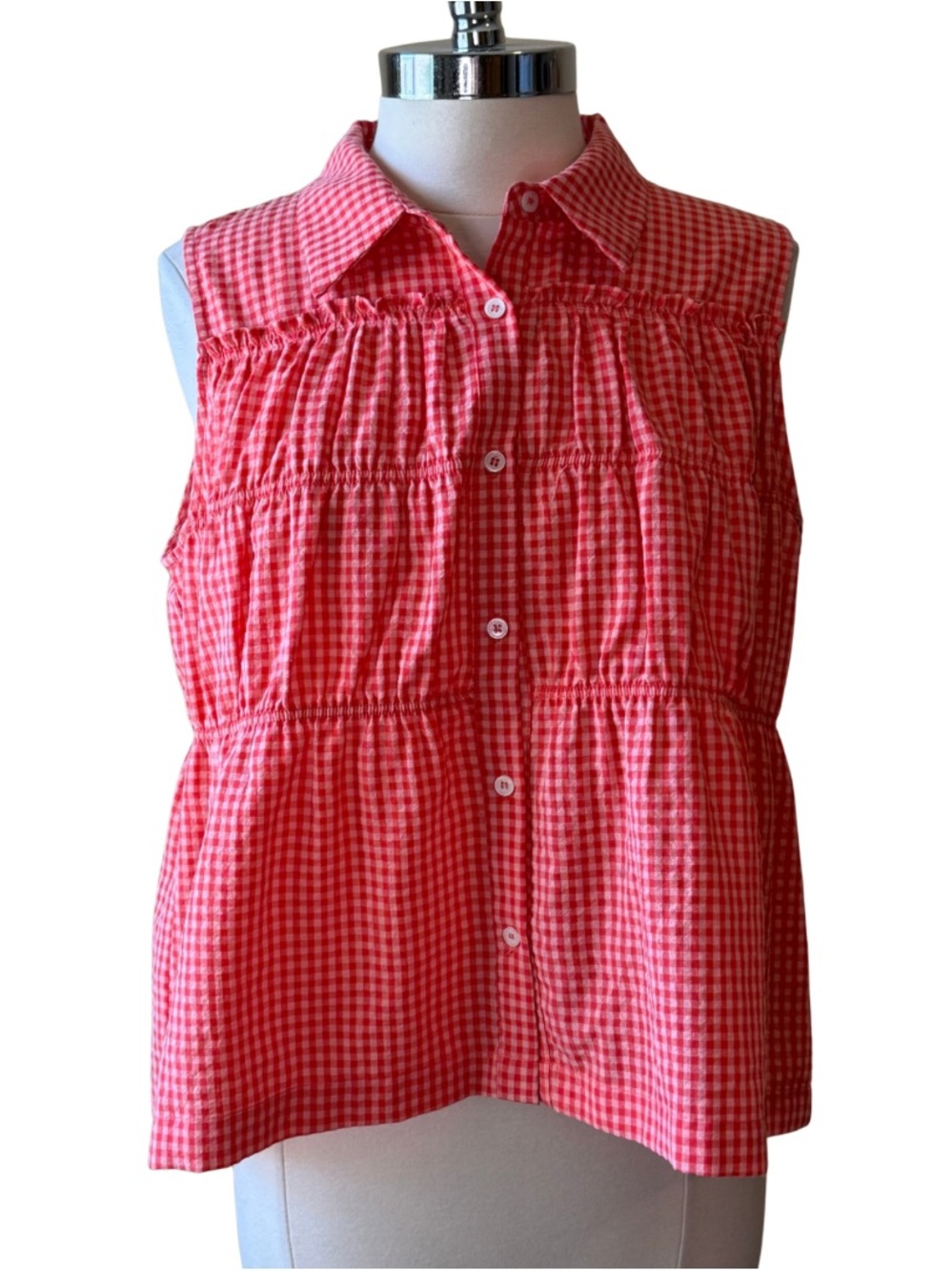 WISHLIST Red Gingham Sleeveless Blouse Size Large Button Up Tiered Top